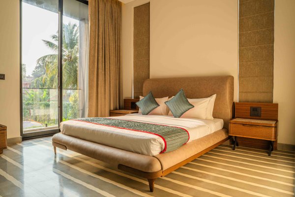 Image Title Goes Here